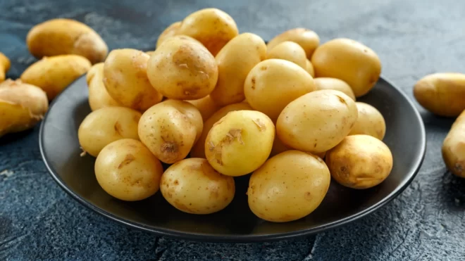 Россия планирует наращивать закупку картофеля на фоне плохого урожая в СНГ